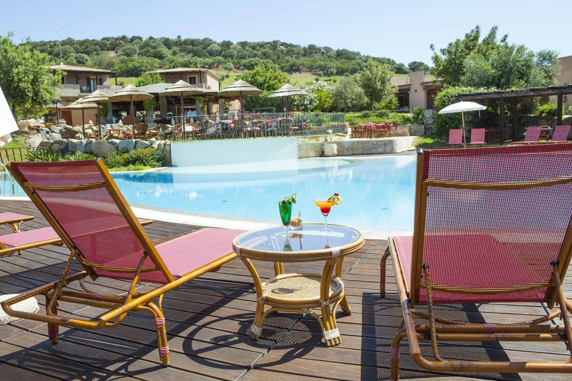 S'Incantu Resort 빌라시미우스 외부 사진