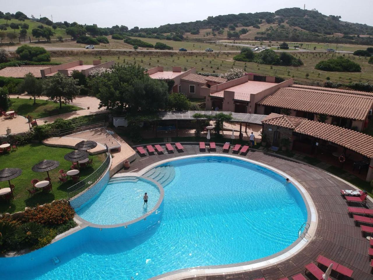 S'Incantu Resort 빌라시미우스 외부 사진